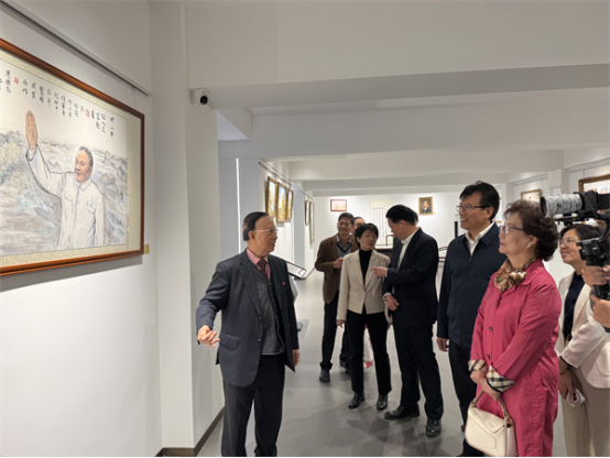 港澳台美协主席蔡豪杰捐建的“豪杰美术馆”在厦门揭牌启用